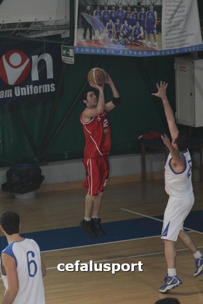 120129 Aquila 132_tn.jpg